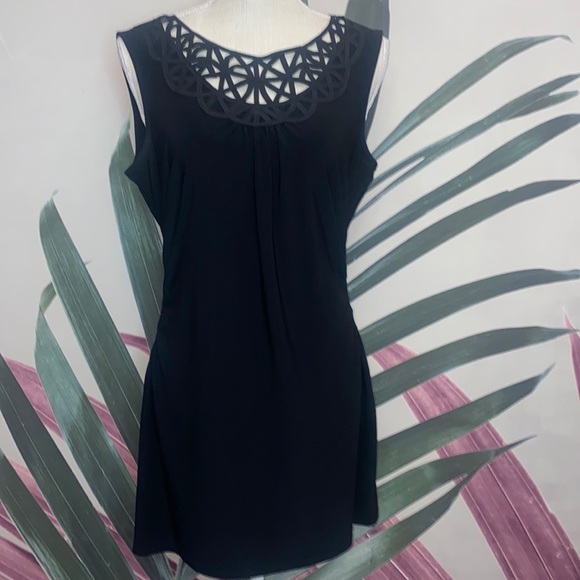 WHBM Lattice Neck Solid Tunic - Picture 3 of 8